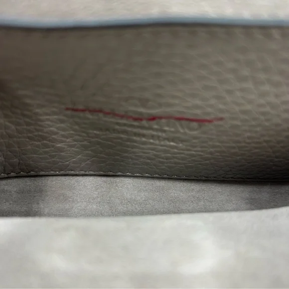 SOLD!!!! Women’s Valentino Garavani grey calf, skin leather shoulder bag - Picture 12 of 16